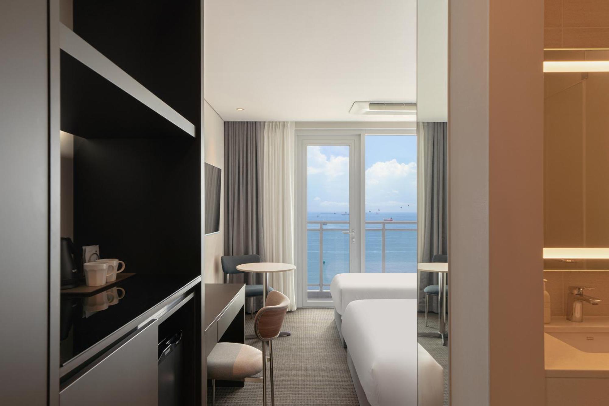 Urbanstay Busan Songdo Beach Bagian luar foto